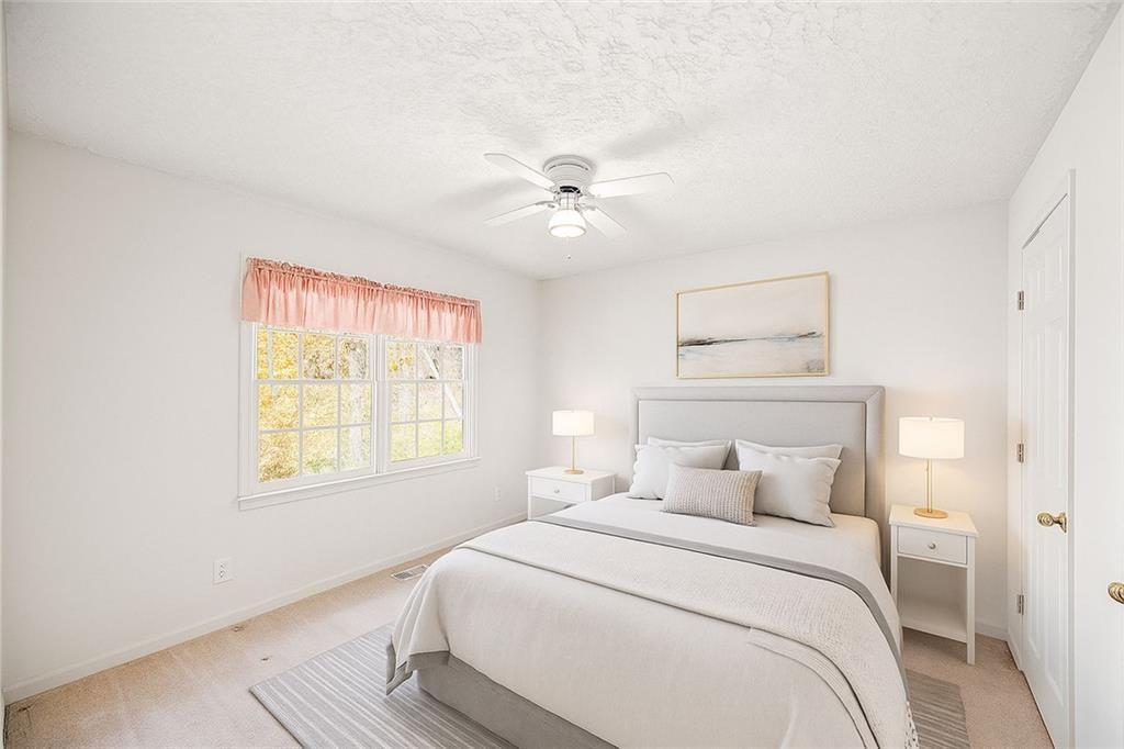 Laurel Lake - Residential