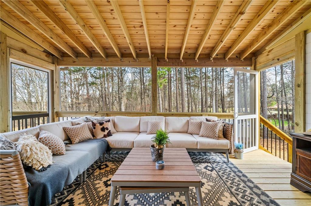 4204 Rockpoint Drive, Kennesaw, Georgia image 14