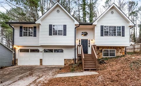 320 Rocky Cove Trail Lawrenceville GA 30044