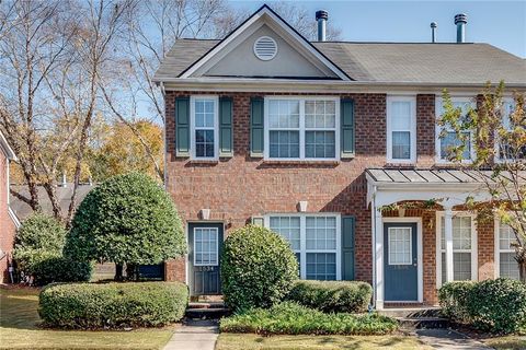 Condo For Sale - 1534 Cove Creek Circle<br/> Norcross, GA 30093