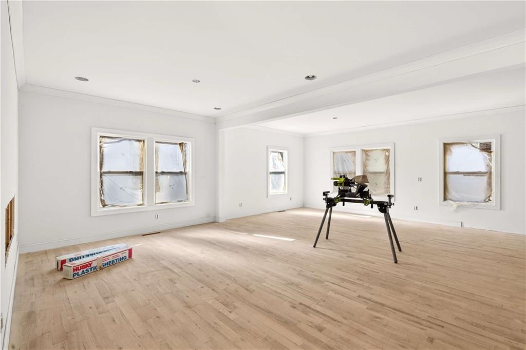 2303 Whites Mill Road