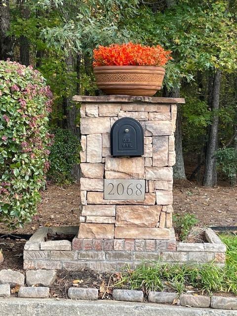 2068 Coolidge Way NW