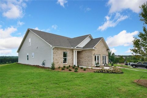 A home in Fairburn