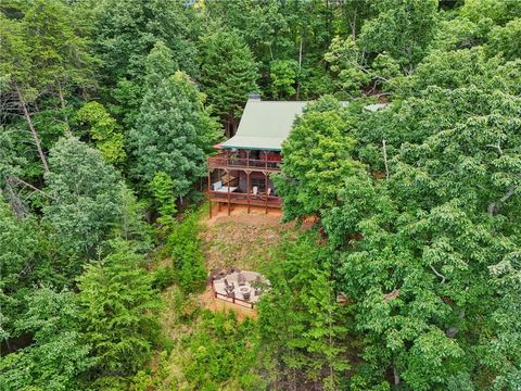 A home in Dahlonega