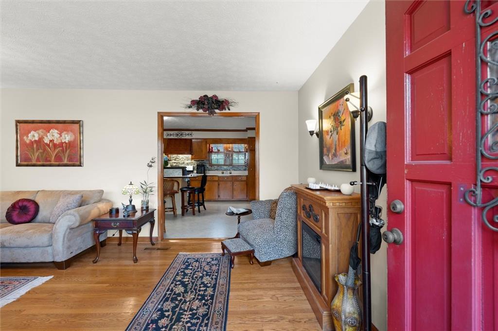 Hamby Christopher - Residential