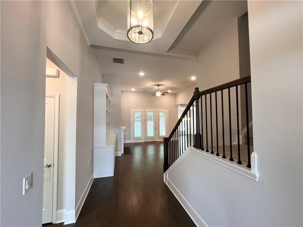 920 Lucky Lane