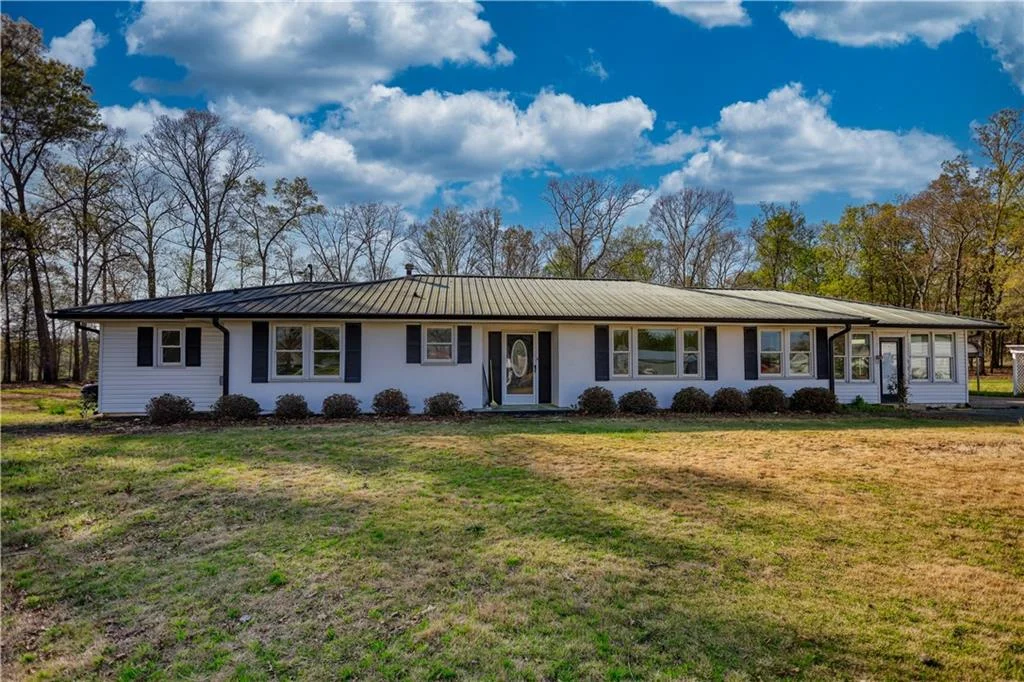 10 Wolfskin Road, Arnoldsville, GA, 30619