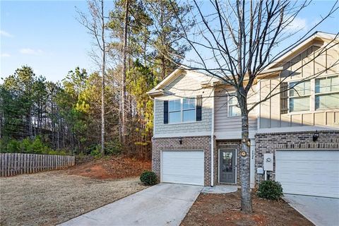 Townhouse For Sale - 5924 Cassie Drive<br/> Lithonia, GA 30038