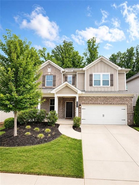Homes For Sale - 3317 Hidden Valley Circle<br/> Lawrenceville, GA 30044