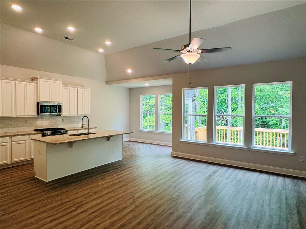 132 Golden Oaks Drive, Hartwell, Georgia image 8