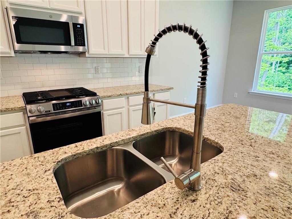 132 Golden Oaks Drive, Hartwell, Georgia image 11