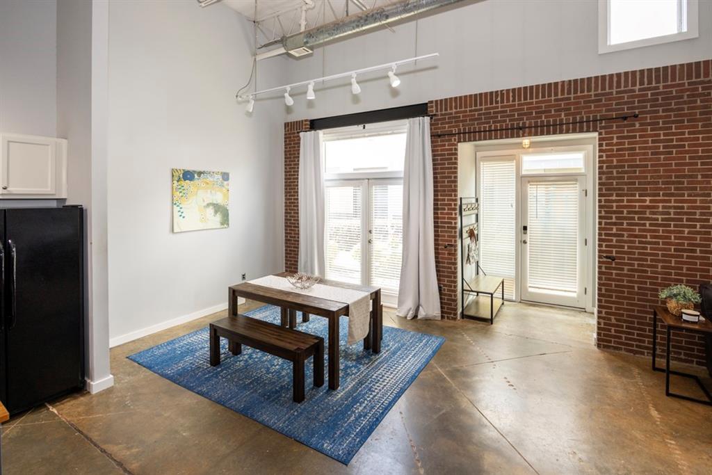 174 Chester Avenue SE 116