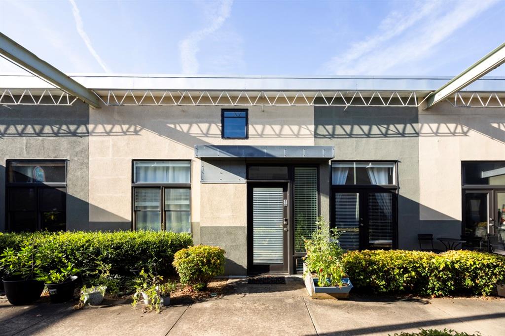 174 Chester Avenue SE 116