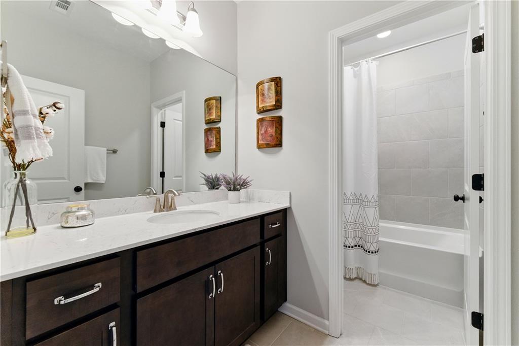 3172 Havencroft Drive, Roswell, Georgia image 39