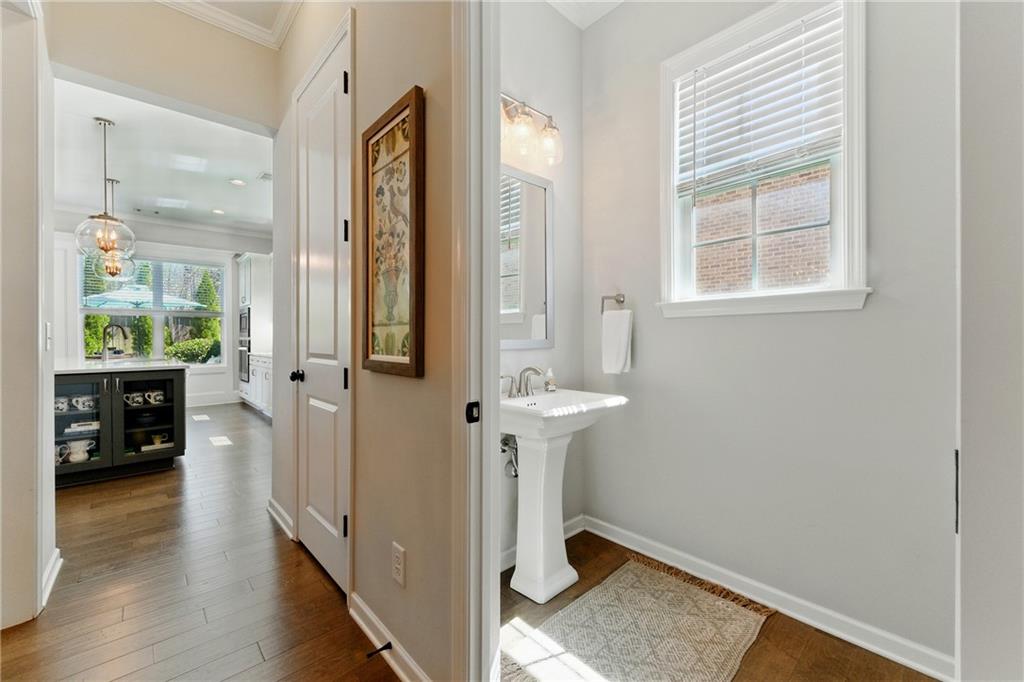 3172 Havencroft Drive, Roswell, Georgia image 11