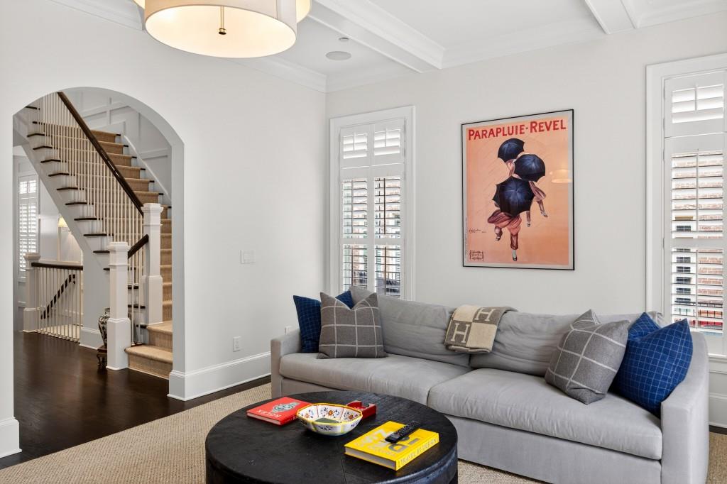 58 Sheridan Drive NE 19