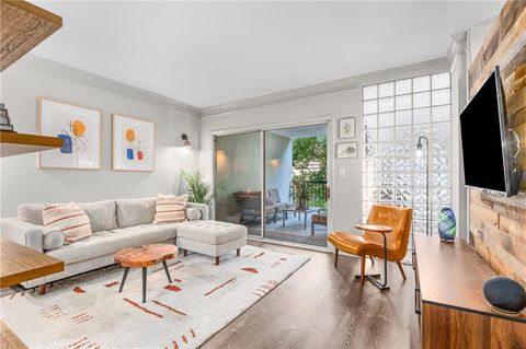 Photo of 275 13th Street NE #210, Atlanta, GA 30309 (MLS # 7702998)