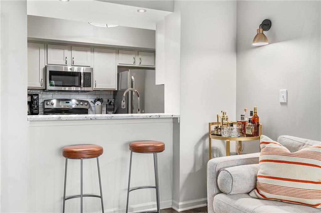 275 13th Street NE 210