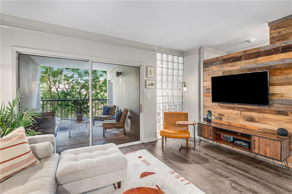 275 13th Street NE 210