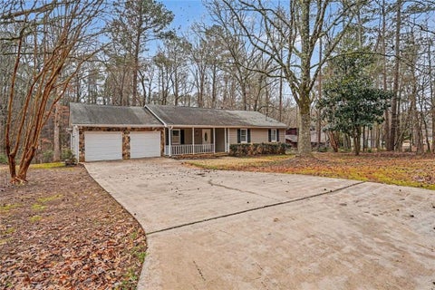 Homes For Sale - 4770 Cedar Brook Drive<br/> Conyers, GA 30094