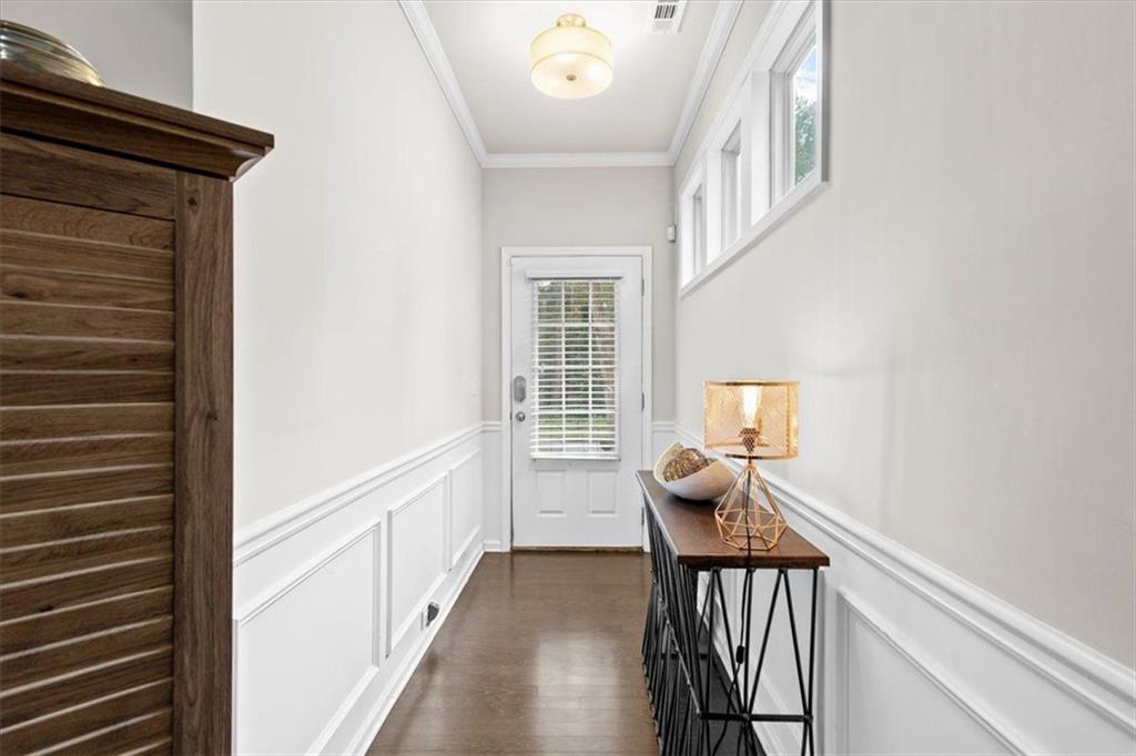 2431 NORWOOD PARK Crossing