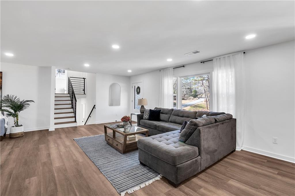 1536 Daffodil Drive