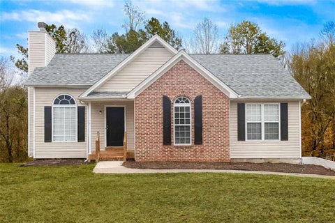 Homes For Sale - 4932 Sunny Ridge Court<br/> Hall County, Flowery Branch, GA 30542