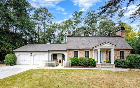 4220 Exeter Close NW Atlanta GA 30327