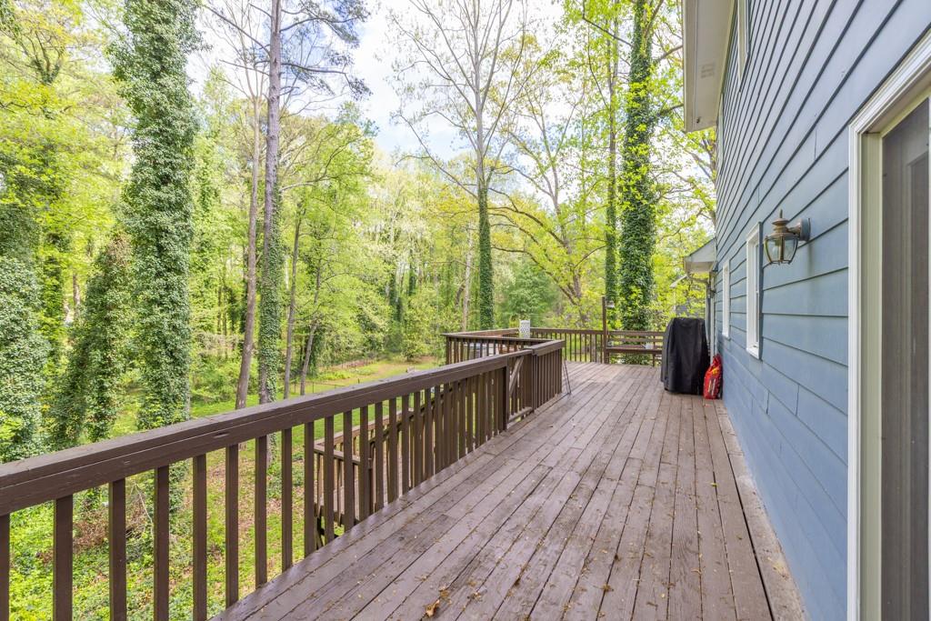 1972 Tanglewood Drive, Snellville, Georgia image 41