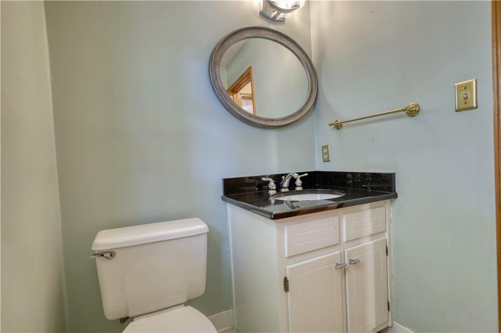 4814 Riveredge Cove, Snellville, Georgia image 19
