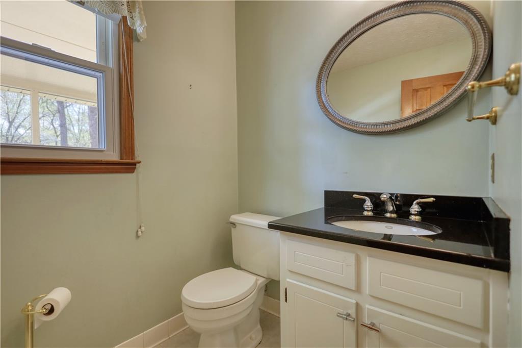 4814 Riveredge Cove, Snellville, Georgia image 18