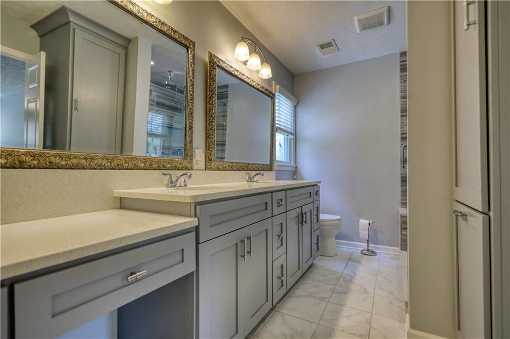 4814 Riveredge Cove, Snellville, Georgia image 27