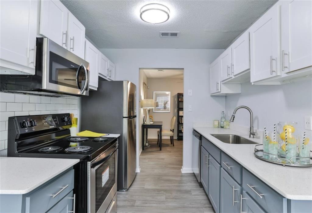 SoCo Apartments at Vinings - Residential Lease