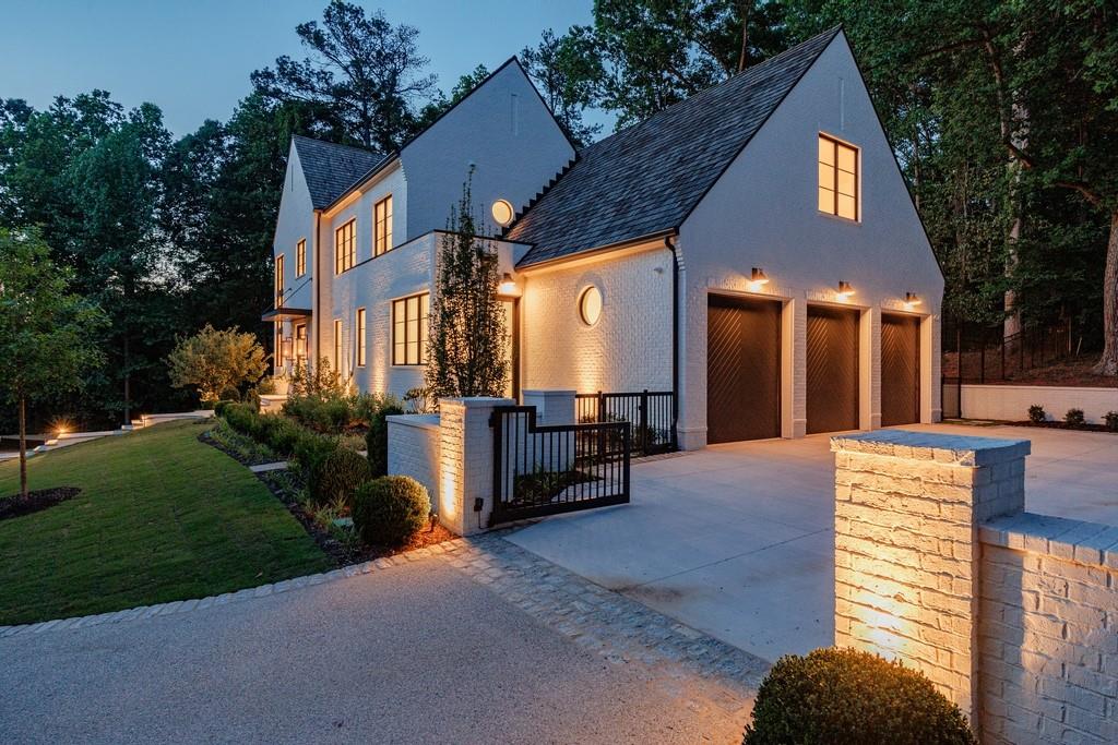 2983 Habersham Court NW