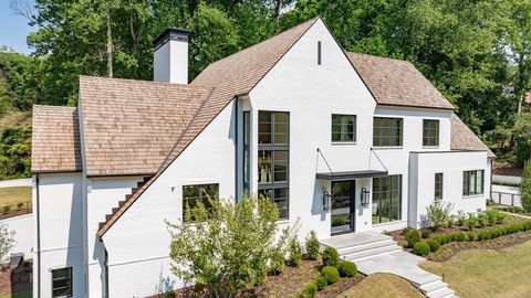 Photo of 2983 Habersham Court NW, Atlanta, GA 30305 (MLS # 7543868)