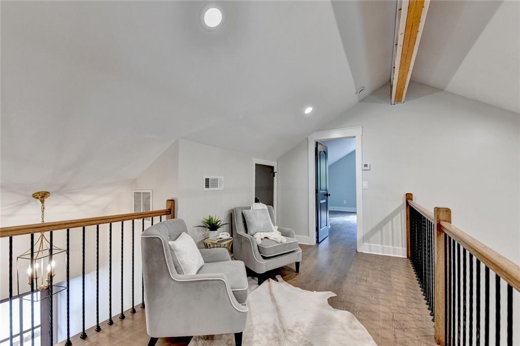 Kingsley - Residential