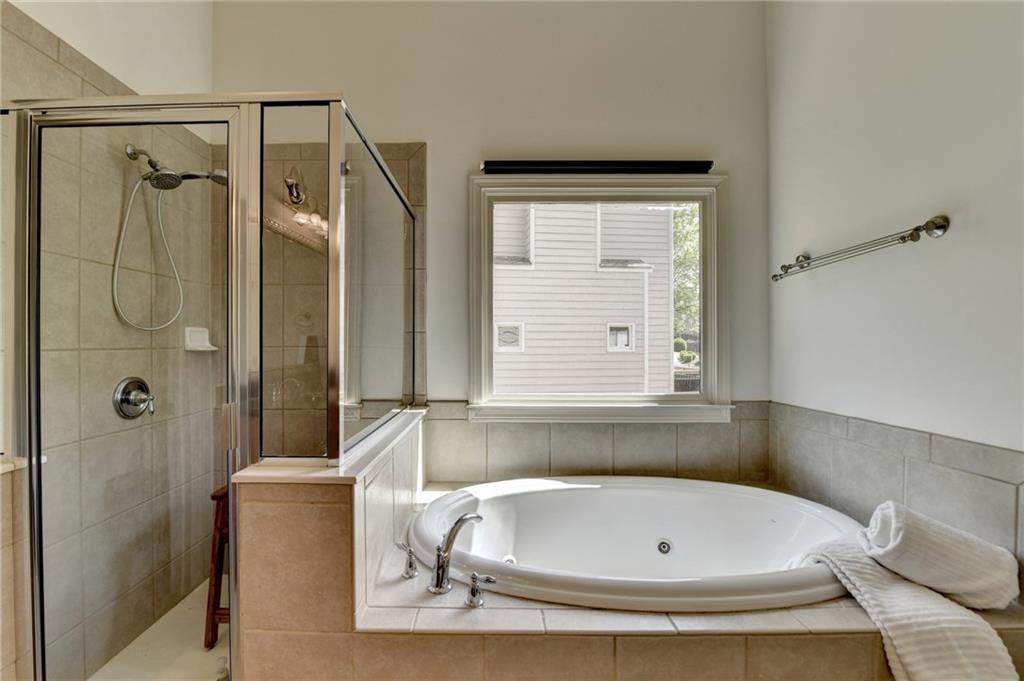 2725 Monet Drive, Cumming, Texas image 17