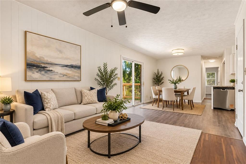 2195 Rochelle Way