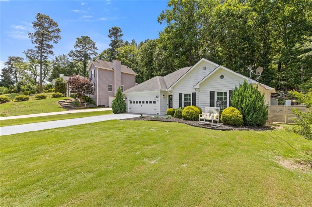 8880 Pine Tree Circle, Gainesville, Georgia image 6