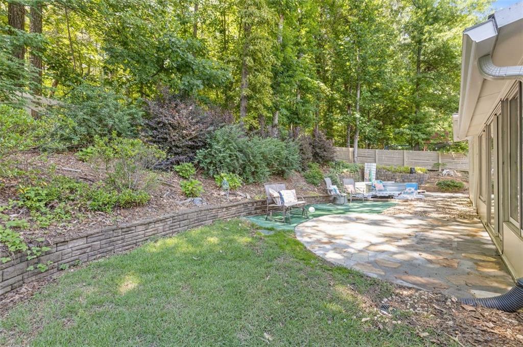 8880 Pine Tree Circle, Gainesville, Georgia image 32