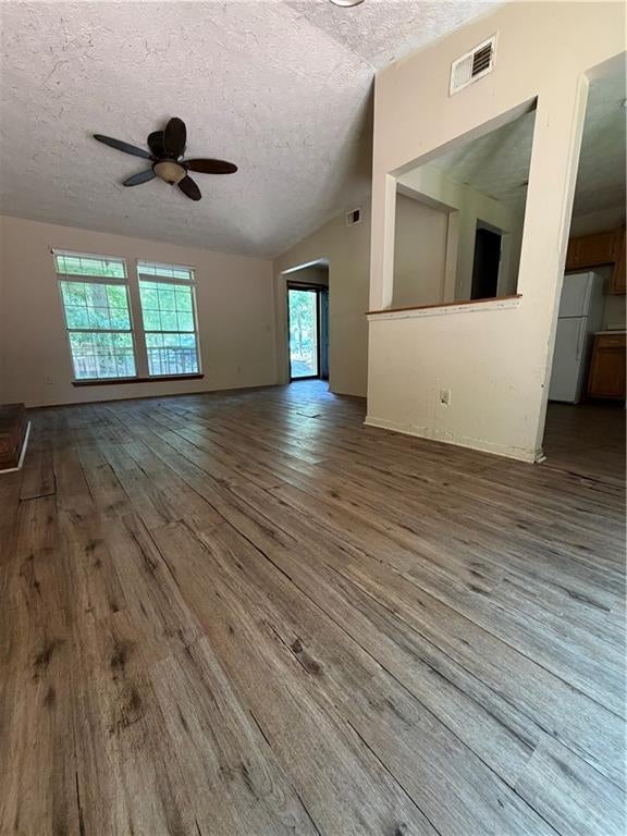 6495 Emerald Pointe Circle