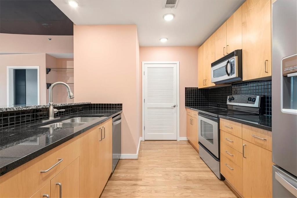 250 Pharr Road NE 213