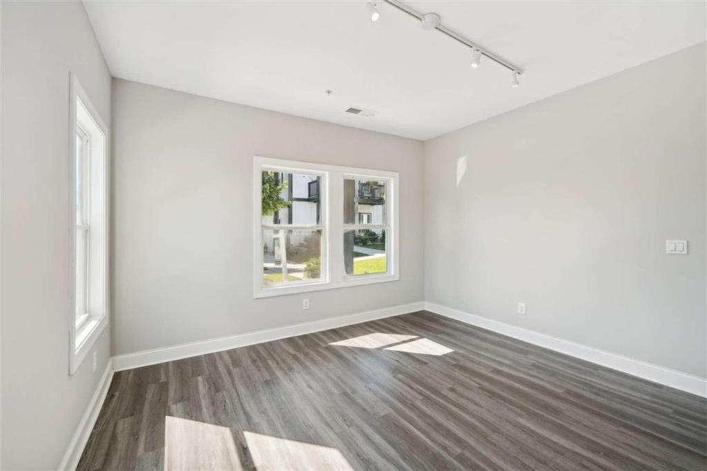 Ridgewalk Landing - Residential Lease