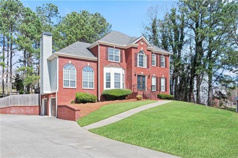 Homes For Sale - 4744 Kendra Court<br/> Douglasville, GA 30135