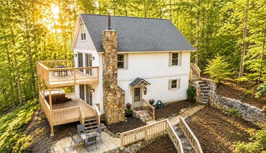 1006 Chestnut Cove Trail
