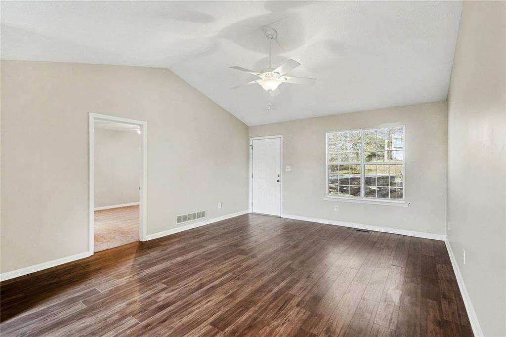 33 Peach Forest Place