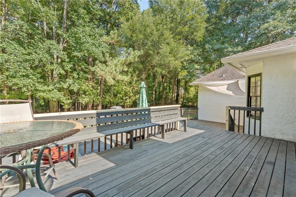 215 Clearview Circle