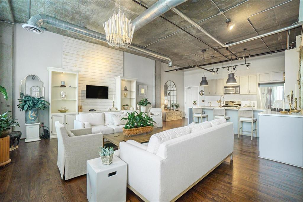 3235 Roswell Road NE 402