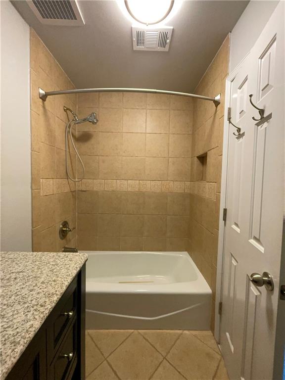 Hampton Woods - Residential