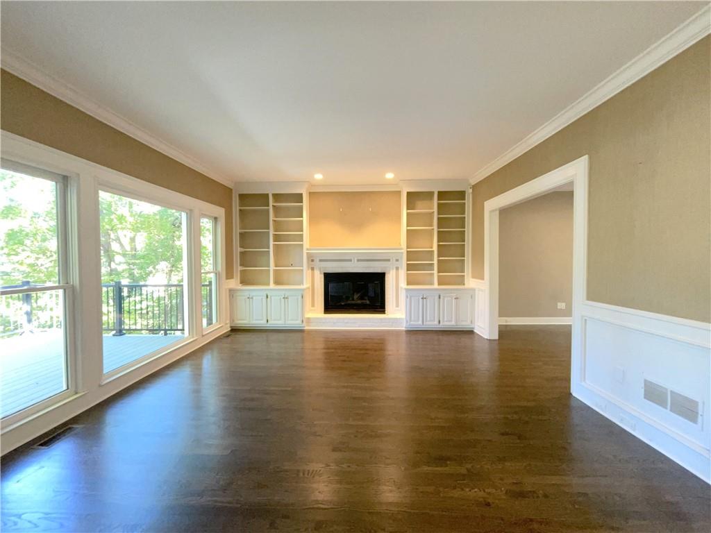 Hampton Woods - Residential